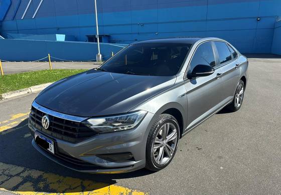 VOLKSWAGEN JETTA 1.4 250 TSI TOTAL FLEX R-LINE TIPTRONIC VOLKSWAGEN JETTA 1.4 250 TSI TOTAL FLEX R-LINE TIPTRONIC
